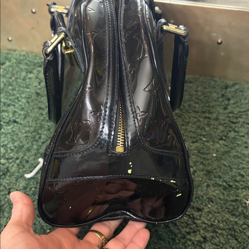 Vintage glossy monogram bag - Picture 5 of 17